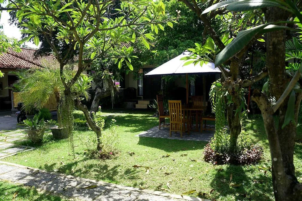 Cinthya Guest House Legian   Legian (Bali)